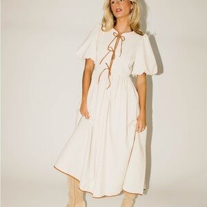 Zoco Linen Chappel Midi Dress